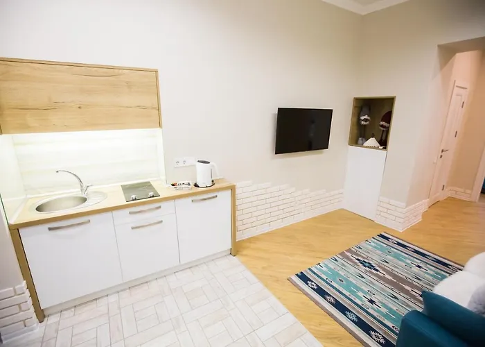 Apartment On Mosyazhna Street 4 *