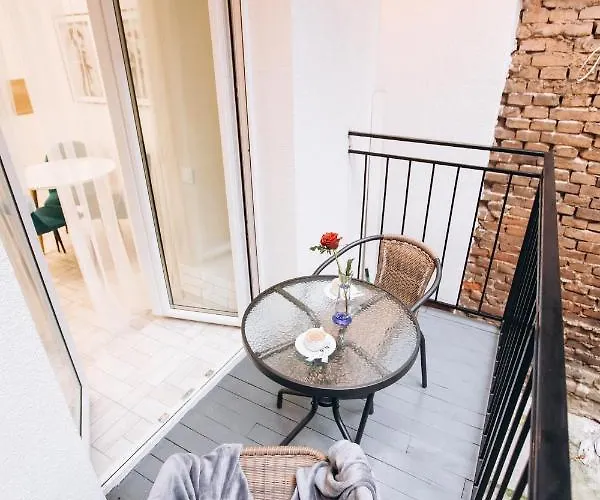 On Mosyazhna Street 4 Lviv