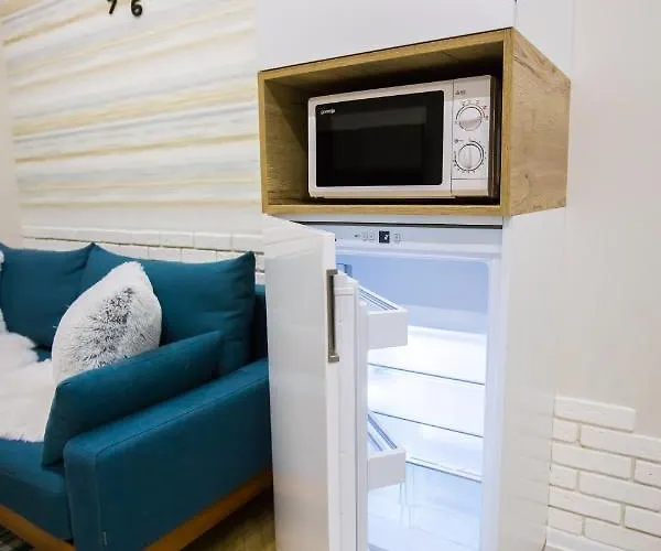 Apartment On Mosyazhna Street 4 *