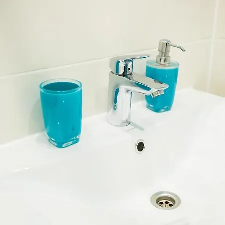 דירה On Mosyazhna Street 4 *